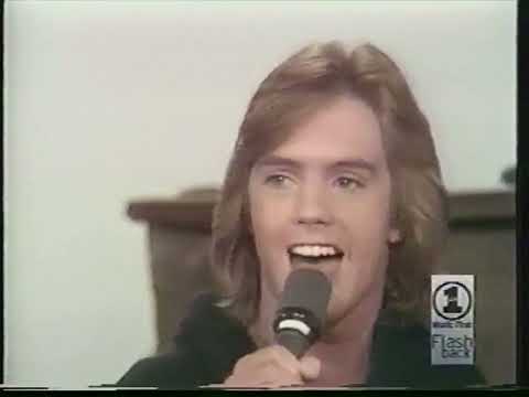 Shaun Cassidy - Hey Deanie (The Mike Douglas Show) (1977)