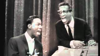 Funny Video of Sammy Davis, Jr. Impersonating Nat King Cole as They Sing a Duet