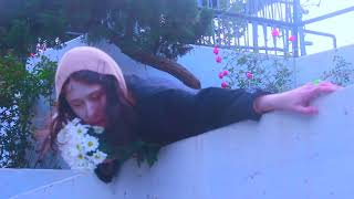 Jackie West – “Tiny Flowers ii”