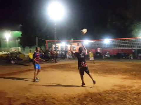 JAVIER Y AGI VS RAMONSITO Y BULAN. 1er JUEGO. FUTVOLEY. FUTEVOLEI. FOOTVOLLEY. FUTBOL Y VOLEY.