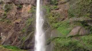 preview picture of video 'Multnomah Falls, OR'