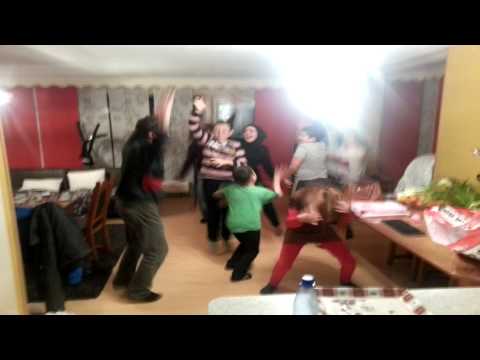Turkish familie harlemshakeeee