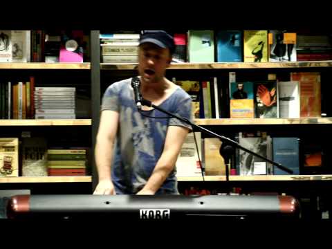 8. Czesław Śpiewa Solo Act - A Jednak // Noc Poezji, Czuły Barbarzyńca, Kraków