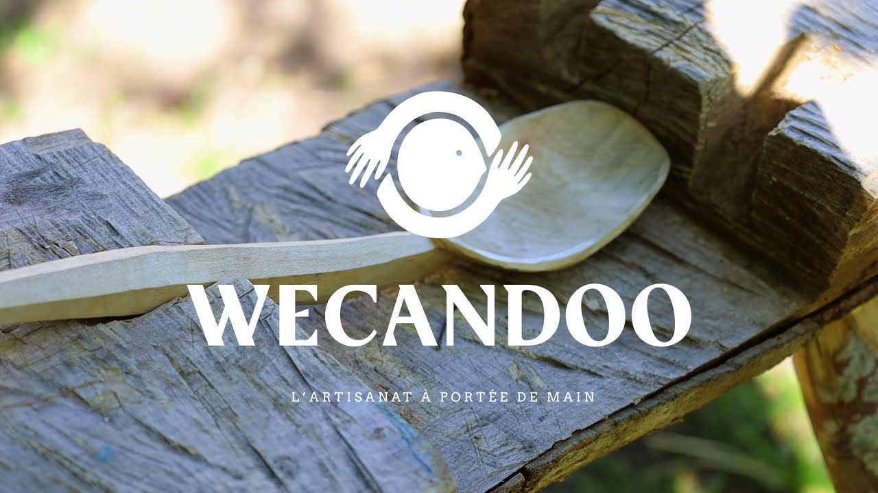 Sculptez votre création en bois lors d'une randonnée avec des ânes et avec Julien - Vidéo