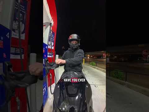 Wyd in this situation? #s1k #bmw #motorcycle #streetbike #bikelife