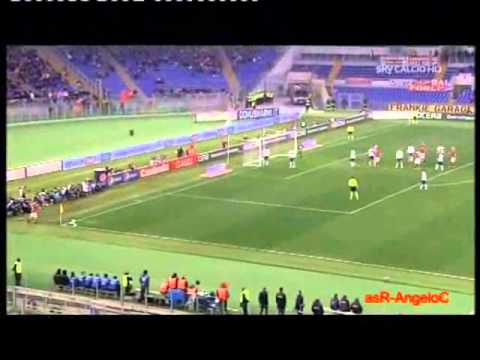 Il primo gol di Alessio Romagnoli in serie A. Roma - Genoa 3-1