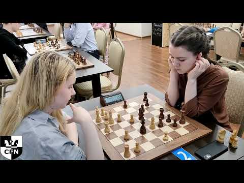 WFM Glittering Goldie (1951) vs Fatality (2037). Chess Fight Night. CFN. Blitz