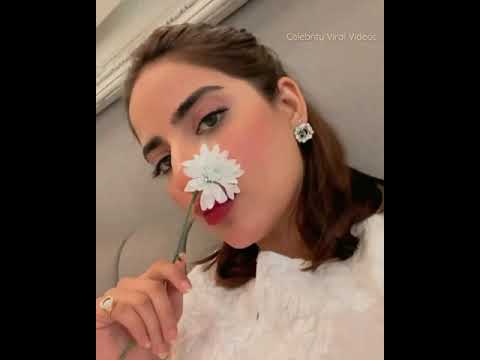 Ali Ansari gave Flower to Saboor Aly✨ #sabooraly #aliansari #shorts #pakistanicelebrities