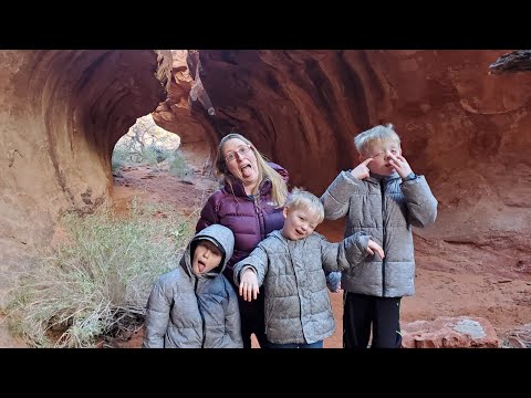 Desert Camping in Nevada. - 4x4 Adventure, Slot Canyons & Amazing Food