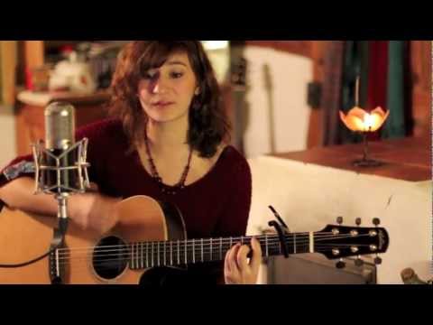 Unbreakable - Eva Croissant (Nick Howard Cover) FROHE WEIHNACHTEN =)