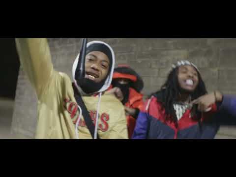 FrontDoorRalph -Trap Check (Live mic performance shotby. Jizzletv)