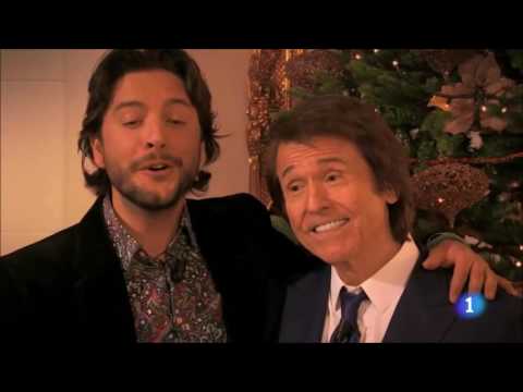 MANUEL CARRASCO CON RAPHAEL EN VEN A MI CASA ESTA NAVIDAD HD