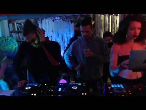 Chocolate Groove Live with Sarah Jane Riegler & Syrus - 2019-05 -22