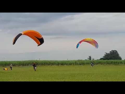 Pouso voo 213 de paramotor IKE Costa - 01/03/2022 - Ninho dos Condores