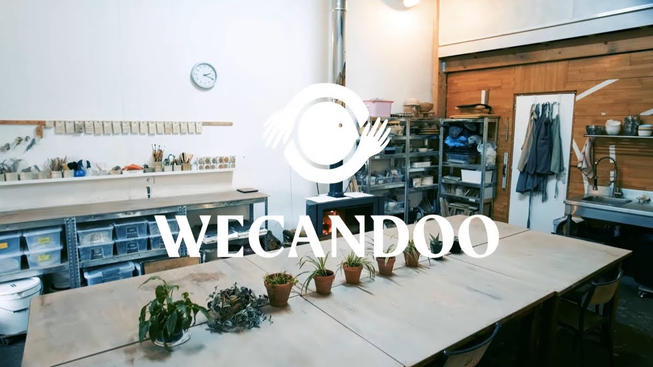 Initiez-vous au tournage en céramique - Vidéo