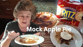 This Apple Pie Has Zero Apples—And It’s Amazing!