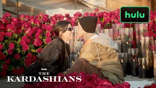 Hulu The Kardashians | My Necklace is Back 