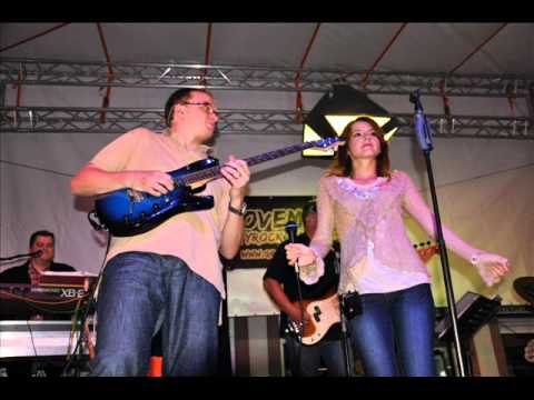 Groovemonkeys live - I want you to want me - Diashow.wmv