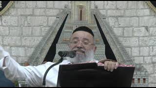 הרב ליאור כחלון ,  דיני ראש השנה,ב (הרב ליאור כחלון) - התמונה מוצגת ישירות מתוך אתר האינטרנט יוטיוב. זכויות היוצרים בתמונה שייכות ליוצרה. קישור קרדיט למקור התוכן נמצא בתוך דף הסרטון