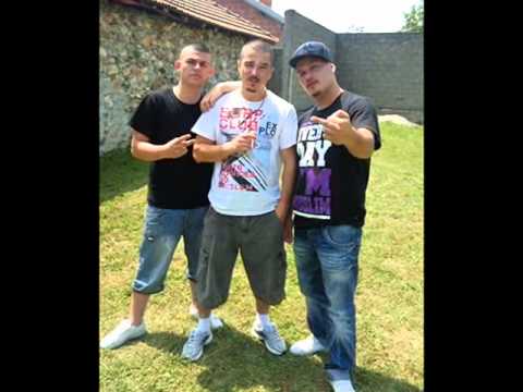 Dryton Deqanasi  - Intro