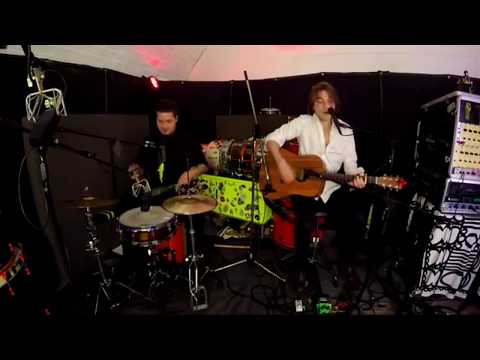 Gin & Tonic | Acoustic Duo | London