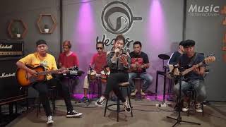 Download lagu #Story wa #Terbaru #music Trend Mala Agatha - Kuat ati (Cover) mp3