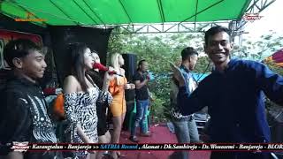 Download lagu Bintang Mustika Live Sambirejo 22 mp3