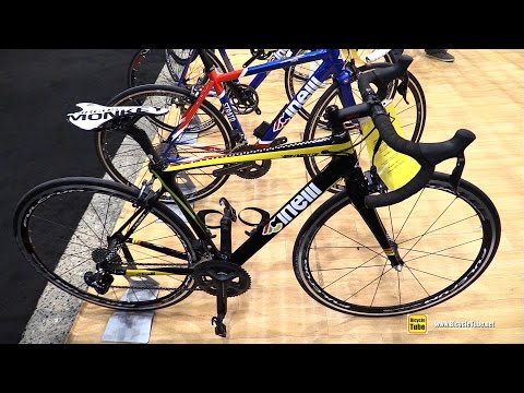 2015 Cinelli Very Best Of Italo 79 Small Bike - Walkaround - 2015 Salon du Velo de Montreal