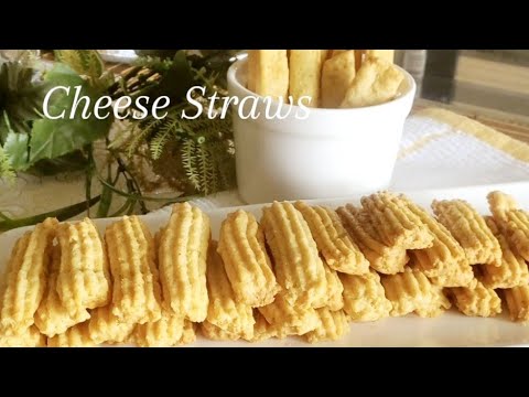 SAVORY, CRUNCHY CHEESE STRAWS / IN THE KITCHEN WITH LYNN