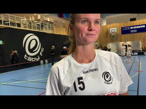 Moa Delshammar tillbaka i Täby FC-tröjan