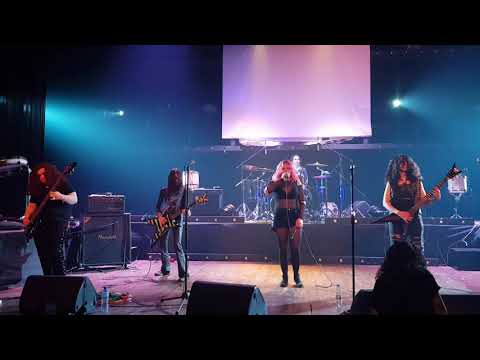 Slave to Sirens - Extinguish the Sun (Live)