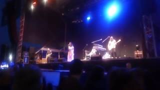 &#39;Love Somebody&#39; - Aura Dione - Live - Dortbunt 2017