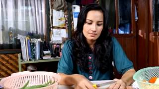 Download lagu Romantisnya Kang Mus & Ceu Esih mp3