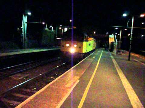 Colas Rail 47739 opens up passing Leyland on Ribblehead to Chirk logs 27th August 2010