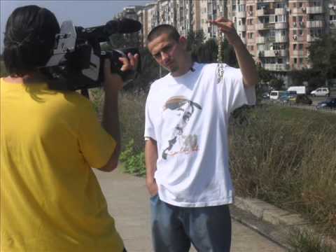 Cosy   Familia nu se mai bazeaza in fratii tai feat  Shoby Vlad si Bulgaru  Mai greu ca tine