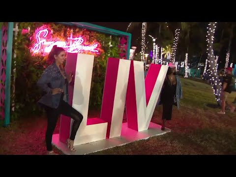 Super Bowl LIV fans turn Ocean Drive into big party