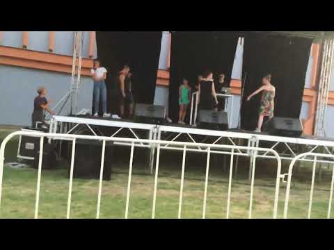 Sara jo pogledajte diskripciju