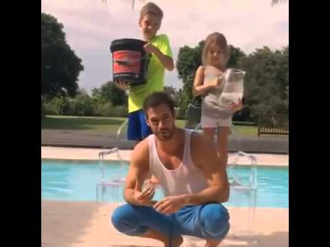 Celebrities ALS ice bucket Challenge