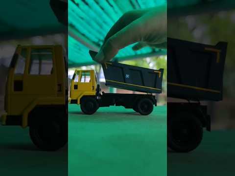 Diecast Model of Ashok Leyland Tipper Truck | Centy Toys #shorts #trucks #viralshorts