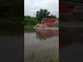 Juna tulvassa