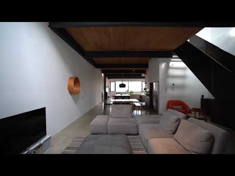 Vidéo Immobilière Montréal - Petite Italie - Condo Penthouse