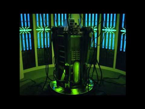 Star Trek Voyager - Borg on Deck 8 "Drone"