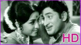 Download lagu Sirimalle Sogasu Jabilli Velugu - Classical Song - In Puttinillu Mettinillu Telugu Movie (HD) mp3