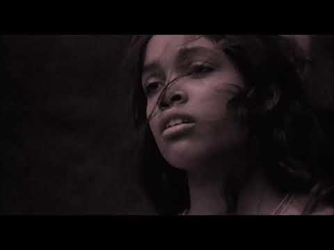 NIKI ISTREFI - RED ARMOR