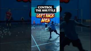 BADMINTON BACKHAND TECHNIQUE TO CONTROL THE SHUTTLE AT LEFT BACK AREA #shorts