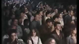 Die Krupps - zwei herzen, ein rhythmus (live in the eighties)