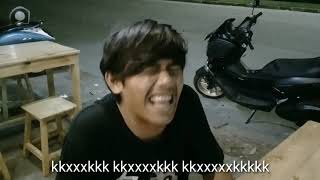 Download lagu Video lucu orang ngopi mp3