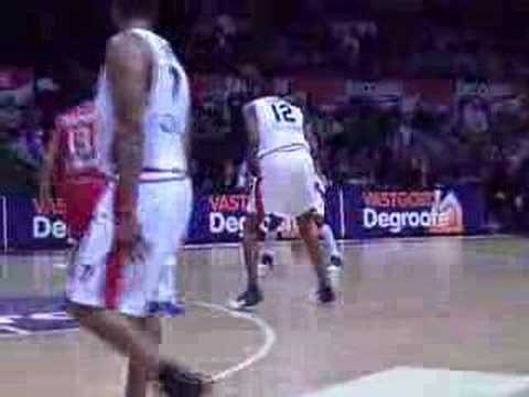 23 15-01-08 BCO-Nymburk - Opnieuw score van Greg Brunner na