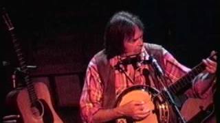 Neil Young 5-18-92 Clev Music Hall 04 Silver and Gold.mpg