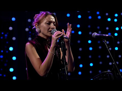 Bedouin Burger - Taht El Ward (Live on KEXP)